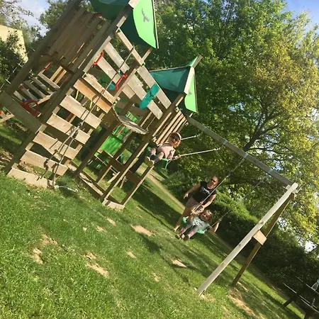 Maison D'amis * Chaumont (Allier)